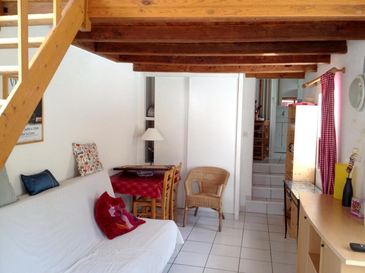 Studio Avec Piscine Privee Jardin Clos Et Wifi A Saint Jean D'Angely Zewnętrze zdjęcie