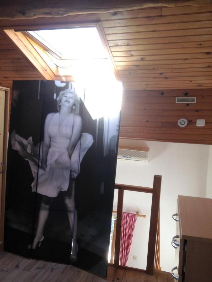 Studio Avec Piscine Privee Jardin Clos Et Wifi A Saint Jean D'Angely Zewnętrze zdjęcie